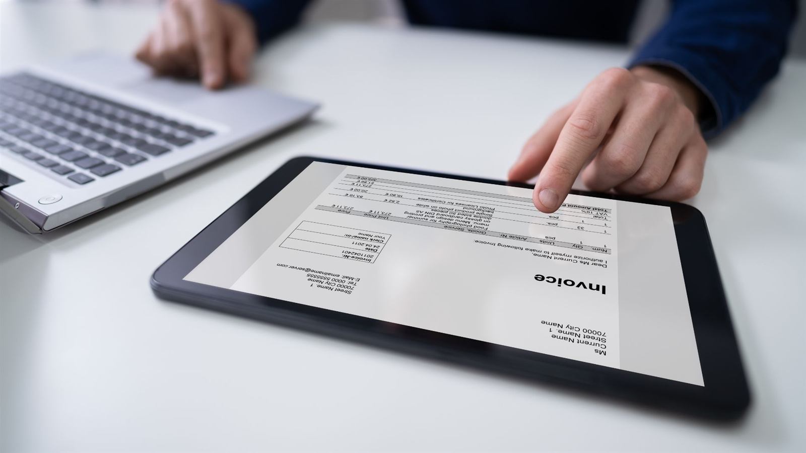 Catch-up bookkeeping and invoices